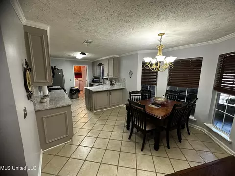 Dining - 560 Stump Bridge Rd, Canton, MS 39046 photo 1 of 1