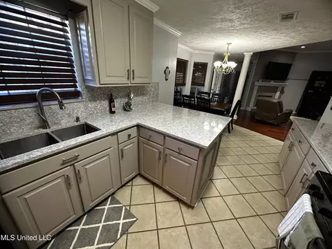 Kitchen - 560 Stump Bridge Rd, Canton, MS 39046 photo 2 of 4