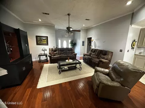 Living - 560 Stump Bridge Rd, Canton, MS 39046 photo 4 of 5