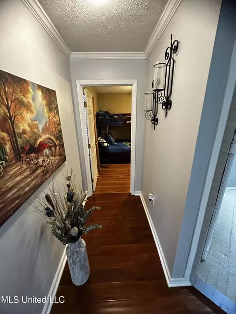 Entry Way - 560 Stump Bridge Rd, Canton, MS 39046 photo 1 of 3