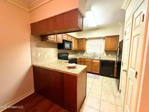 Kitchen - 500 Northpointe Pkwy #121, Jackson, MS 39211 photo 1 of 1