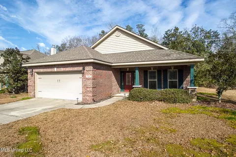 504 Dynsmore Pl, Long Beach, MS 39560