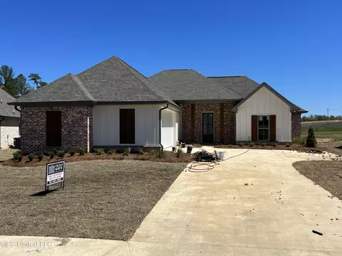 253 Bronson Bnd, Flowood, MS 39232