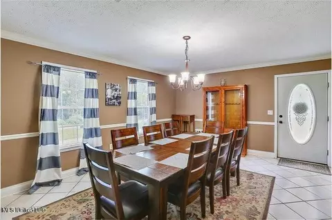 Dining - 105 Main St, Raleigh, MS 39153 photo 1 of 3
