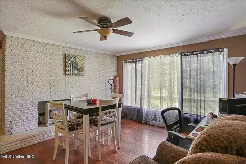 Dining - 105 Main St, Raleigh, MS 39153 photo 3 of 3