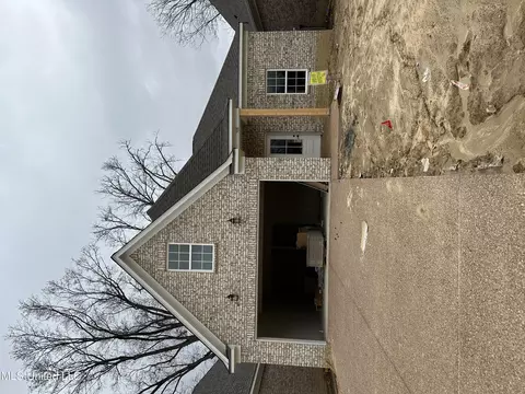 308 Flower Garden Drive Dr, Southaven, MS 38671