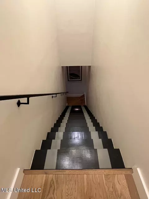 Entry Way - 239 S Lang Ave, Long Beach, MS 39560 photo 1 of 1