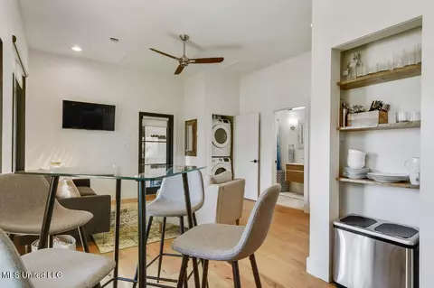 Dining - 239 S Lang Ave, Long Beach, MS 39560 photo 2 of 2
