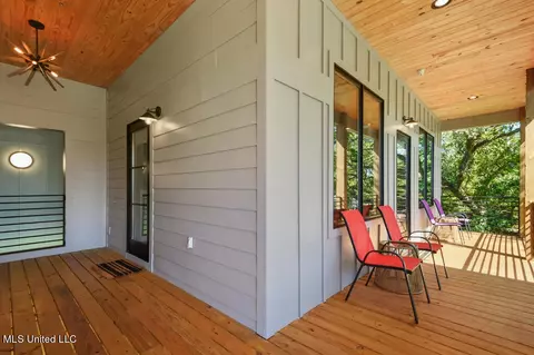 Exterior - 239 S Lang Ave, Long Beach, MS 39560 photo 18 of 23