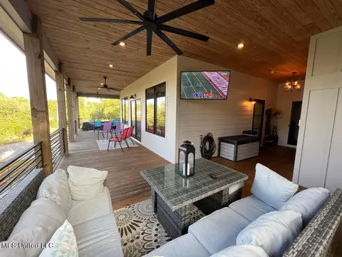 Exterior - 239 S Lang Ave, Long Beach, MS 39560 photo 17 of 23
