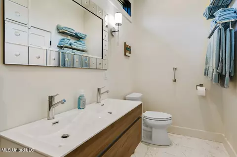 Bath - 239 S Lang Ave, Long Beach, MS 39560 photo 6 of 6