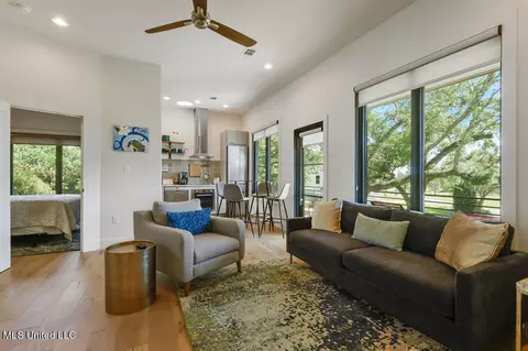 Living - 239 S Lang Ave, Long Beach, MS 39560 photo 6 of 7