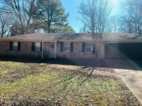 107 Ridgeway Dr, Ridgeland, MS 39157