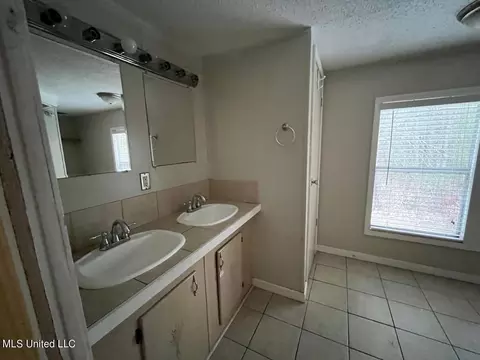 121 N Star Rd, Florence, MS 39073 photo 8