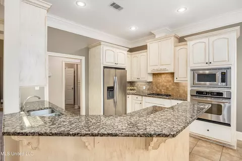 Kitchen - 107 Perry Cv, Canton, MS 39046 photo 1 of 2