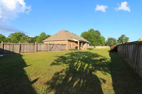 Exterior - 107 Perry Cv, Canton, MS 39046 photo 3 of 4