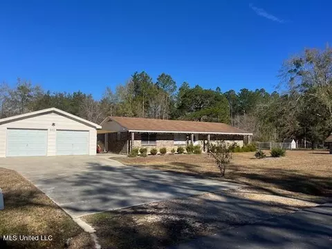 6301 Cleo Drive Dr, Moss Point, MS 39562