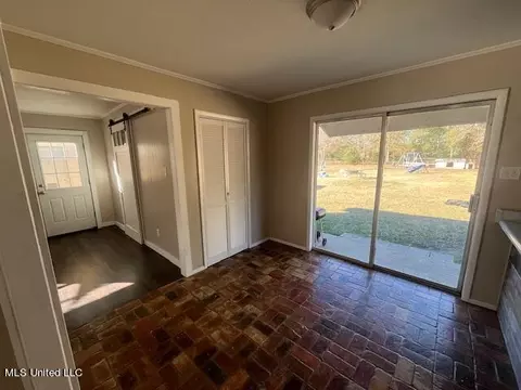 6301 Cleo Drive Dr, Moss Point, MS 39562 photo 6