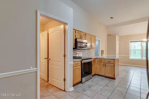 Kitchen - 4617 Nail Rd, Olive Branch, MS 38654 photo 1 of 5
