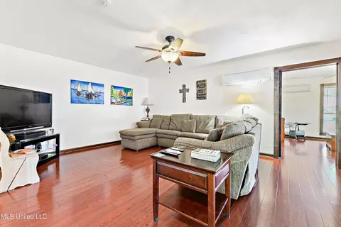 Living - 232 White Harbor Rd, Long Beach, MS 39560 photo 4 of 5