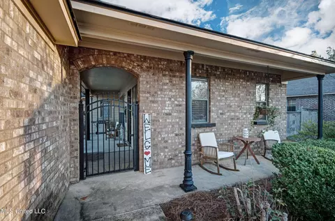 Exterior - 103 Hampton Ridge Rdg, Madison, MS 39110 photo 2 of 7