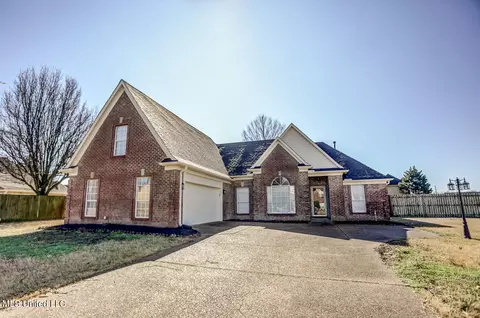 7271 Delta Lakes Blvd, Walls, MS 38680