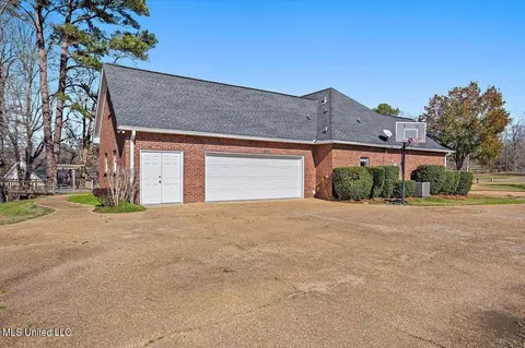 Exterior - 1264 Olivia Ln, Terry, MS 39170 photo 5 of 18