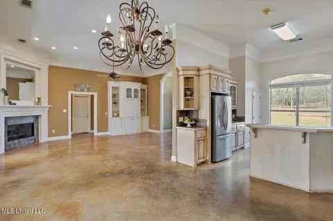 Kitchen - 1264 Olivia Ln, Terry, MS 39170 photo 1 of 5