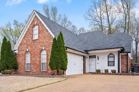 2124 Heritage Cv, Hernando, MS 38632