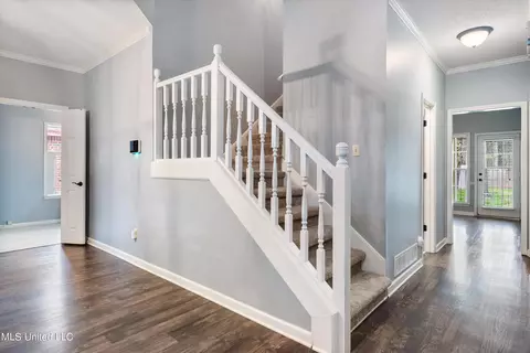 Entry Way - 2124 Heritage Cv, Hernando, MS 38632 photo 1 of 1