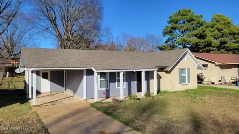 3500 Carroll Dr, Horn Lake, MS 38637