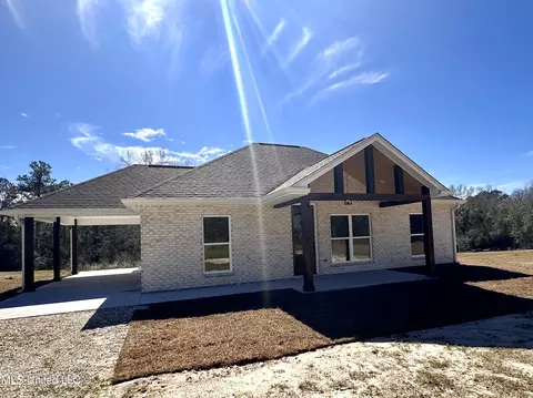 1208 Henleyfield Mcneil Rd, Carriere, MS 39426