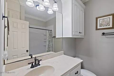 Bath - 136 Copper Ridge Ln, Florence, MS 39073 photo 1 of 3