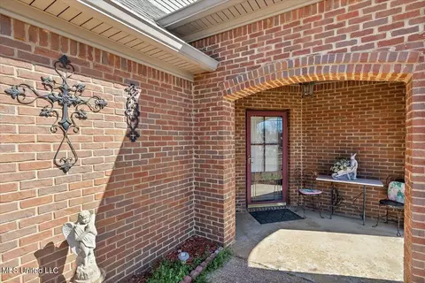 Exterior - 136 Copper Ridge Ln, Florence, MS 39073 photo 5 of 10