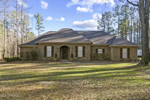 161 Taylor Way, Brandon, MS 39047
