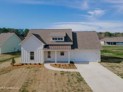 103 Trace Pointe Pl, Clinton, MS 39056