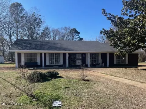 129 Mockingbird Ln, Greenwood, MS 38930