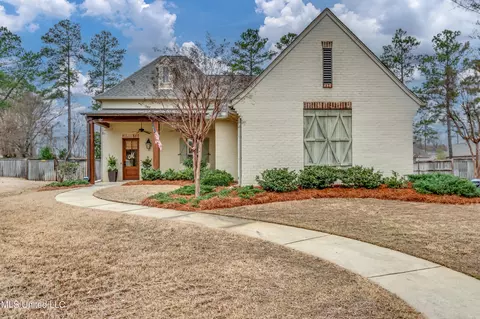 130 Eagles Nest Cir, Madison, MS 39110