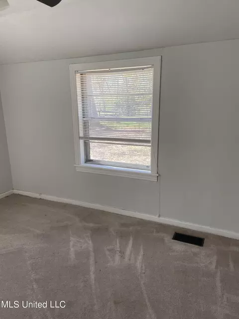 246 S Sunset Terrace Ter, Jackson, MS 39212 photo 12