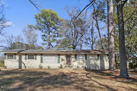 1012 Auburn Dr, Jackson, MS 39211 photo 1