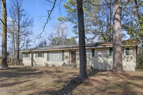 1012 Auburn Dr, Jackson, MS 39211 photo 2