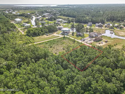 0 10th Ave, Waveland, MS 39576