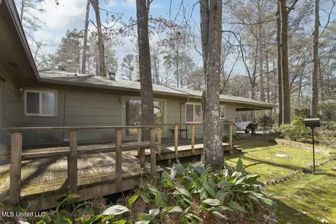 Exterior - 1910 E Northside Dr, Jackson, MS 39211 photo 4 of 9