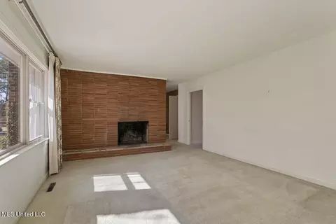 Living - 1910 E Northside Dr, Jackson, MS 39211 photo 1 of 3