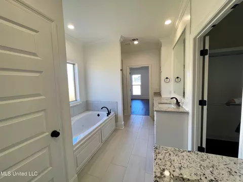 Bath - 383 W Park St, Canton, MS 39046 photo 9 of 9