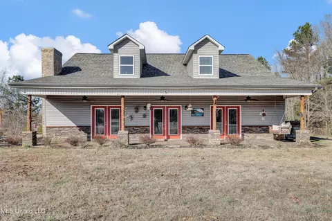 1757 Potts Camp Rd, Waterford, MS 38685
