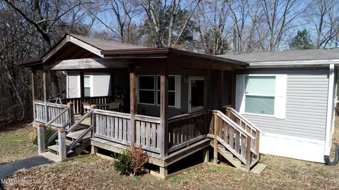 7600 E Dunn Ln, Olive Branch, MS 38654