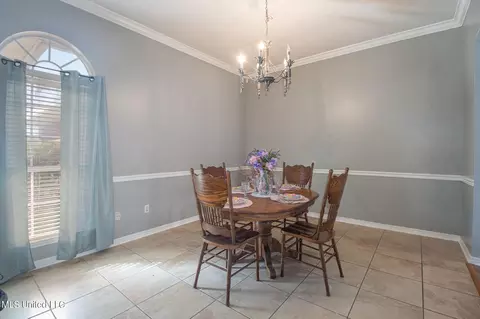 Dining - 838 Eagle Eyrie Dr, Biloxi, MS 39532 photo 1 of 2
