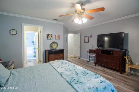 Bedroom - 838 Eagle Eyrie Dr, Biloxi, MS 39532 photo 2 of 5