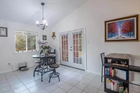 Dining - 7 Quail Creek Dr, Diamondhead, MS 39525 photo 1 of 1